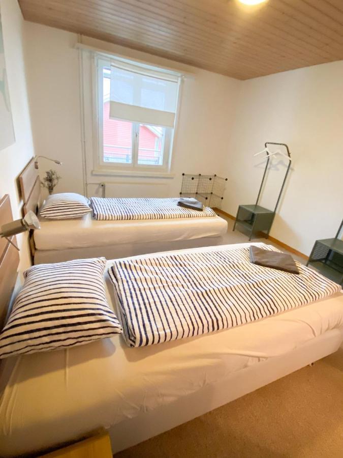 Neb-Thun Lodge'S Appartement 1 Hilterfingen Ringstrasse 6 Esterno foto